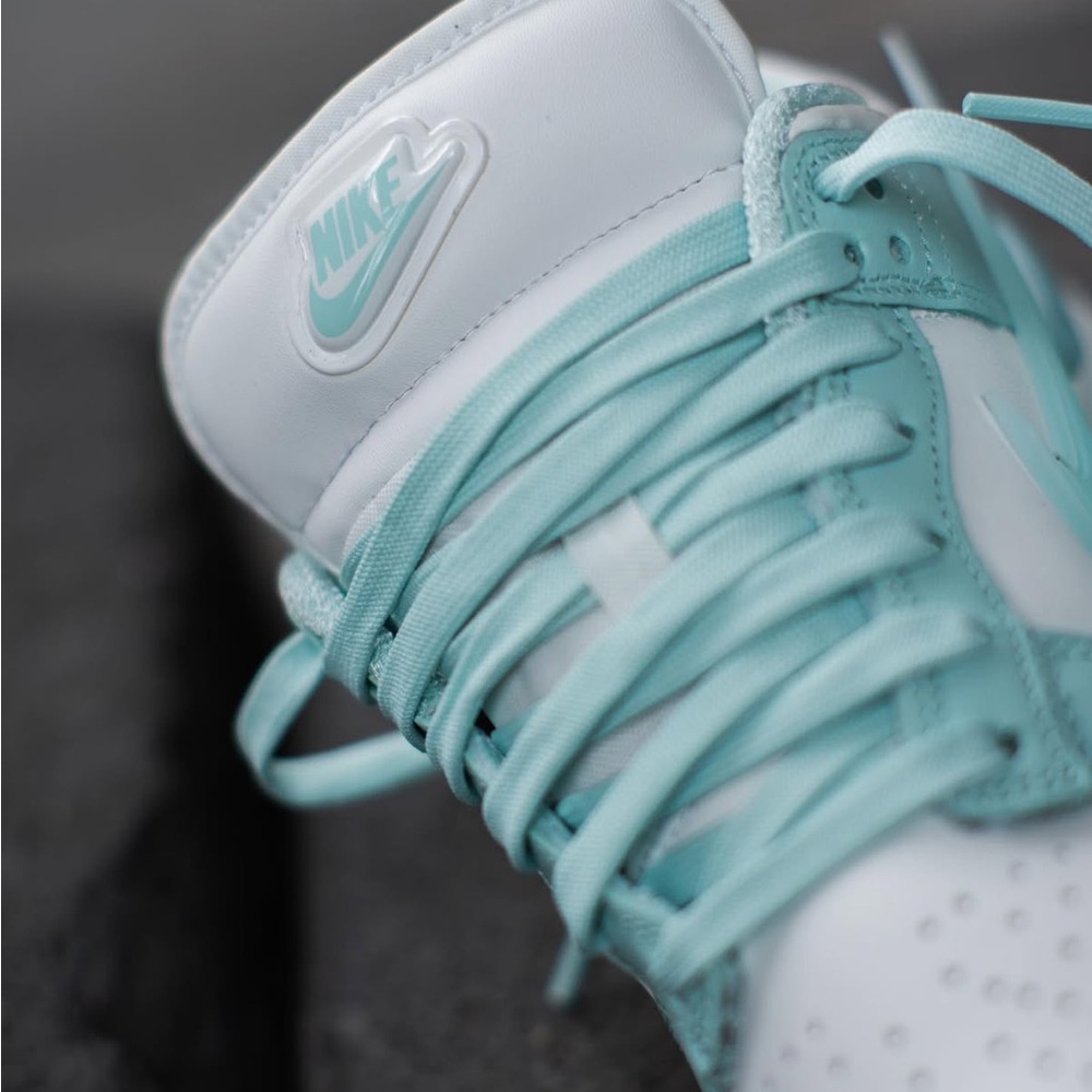 Nike Dunk Women's Fresh Jade Ice Tiffany Blue Sneakers size 8 (6.5M) - Picture 4 of 11